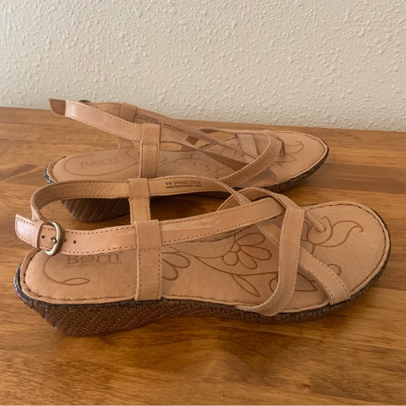 Born Strappy Sandal - Picture 3 of 5